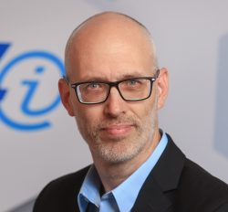 Kako povezati inovativne rešitve s skupnimi pravili, da bodo zanesljive, trajnostne in globalno prepoznavne?